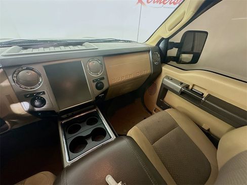 Used 2015 Ford F250 XLT w/ XLT Value Package image 11