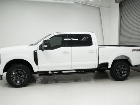 Used 2024 Ford F250 XLT w/ XLT Premium Package AWD/4WD image 6