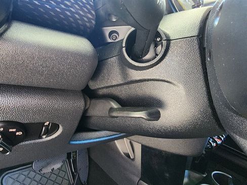 Used 2016 MINI Cooper S image 31