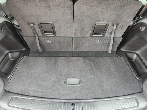 New 2025 Jeep Grand Cherokee L Limited image 24