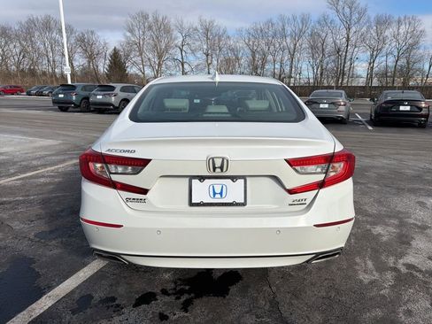 Certified 2021 Honda Accord Touring image 4