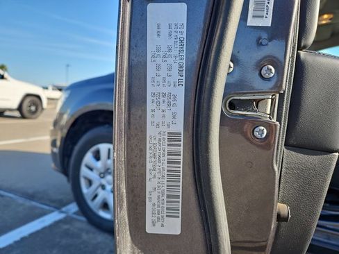 Used 2015 Dodge Journey American Value Package w/ Flexible Seating Group image 15