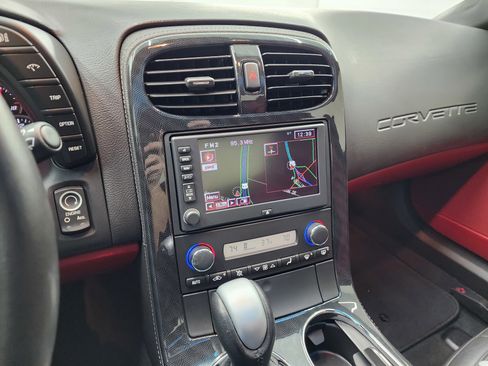 Used 2012 Chevrolet Corvette Grand Sport w/ 2LT Preferred Equipment Group image 10