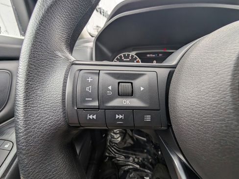 Used 2024 Nissan Rogue S image 21