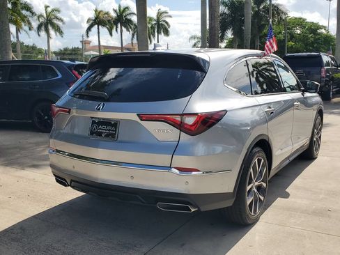 Certified 2024 Acura MDX FWD w/ Technology Package image 7