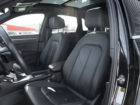 Certified 2023 Audi Q3 2.0T Premium Plus w/ Premium Plus Package AWD/4WD image 21