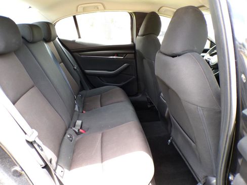 Used 2022 MAZDA MAZDA3 Sedan FWD image 24