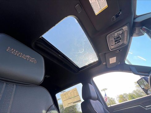 New 2026 Chevrolet Silverado 3500 High Country w/ High Country Premium Package AWD/4WD image 28