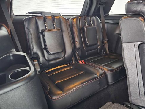 Used 2019 Ford Explorer Sport image 13