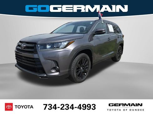 Used 2019 Toyota Highlander SE AWD/4WD image 1