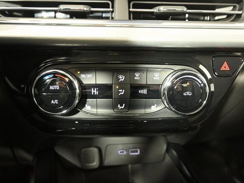 New 2026 Chevrolet Trax LT w/ Driver Confidence Package FWD image 28