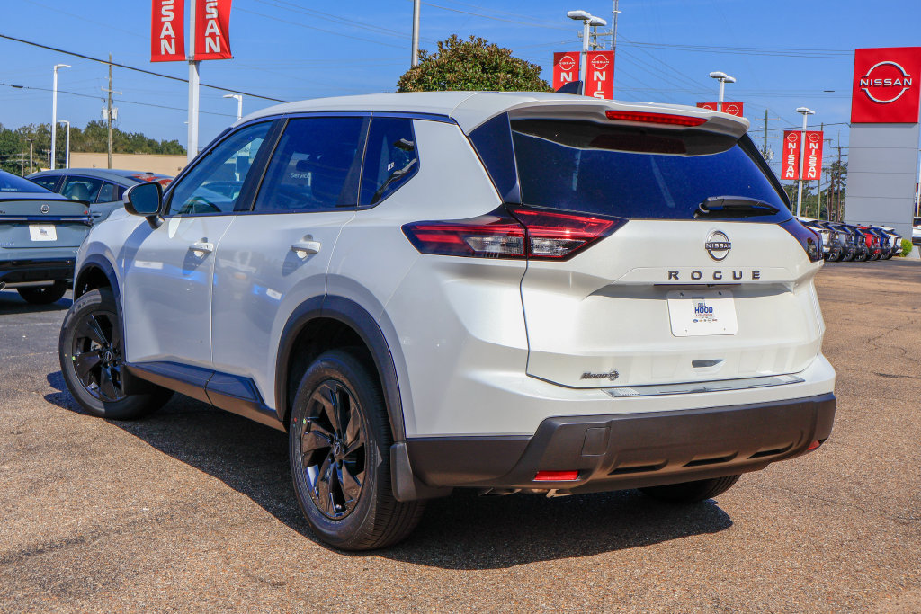 New 2026 Nissan Rogue SV FWD image 2