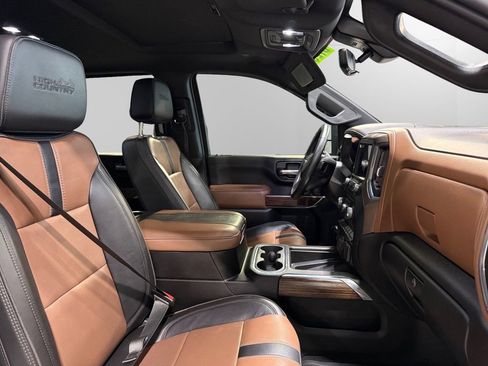 Used 2023 Chevrolet Silverado 2500 High Country w/ Z71 Off-Road Package image 12