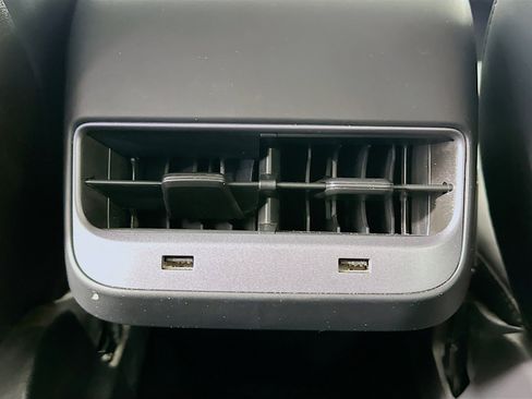 Used 2020 Tesla Model 3 Long Range image 25