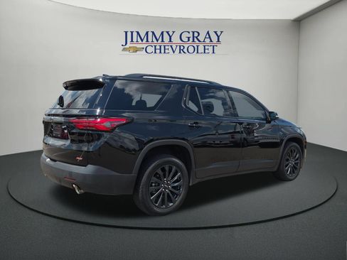 Used 2023 Chevrolet Traverse RS AWD/4WD image 5