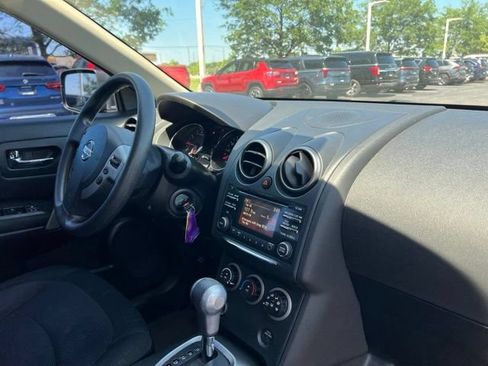 Used 2015 Nissan Rogue S w/ Convenience Package AWD/4WD image 29