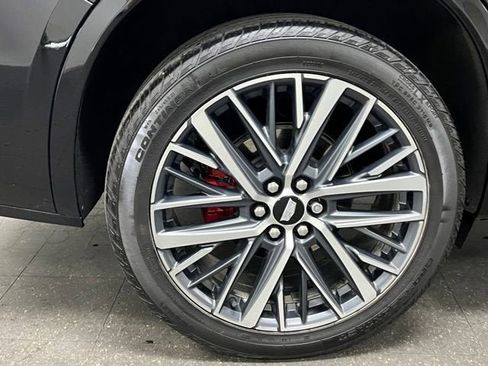 Certified 2023 Cadillac XT6 Sport w/ LPO, Floor Liner Package AWD/4WD image 12