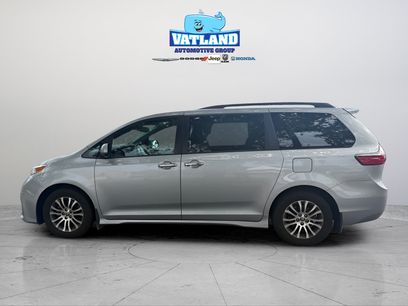 Used 2020 Toyota Sienna XLE w/ XLE Navigation Package