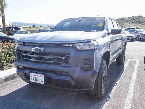 Used 2025 Chevrolet Colorado W/T w/ WT Custom Package image 5