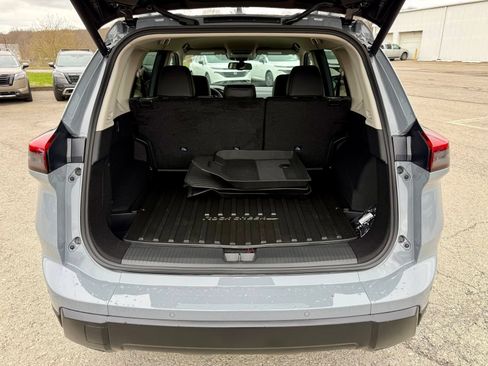 Used 2026 Nissan Rogue SV AWD/4WD image 35