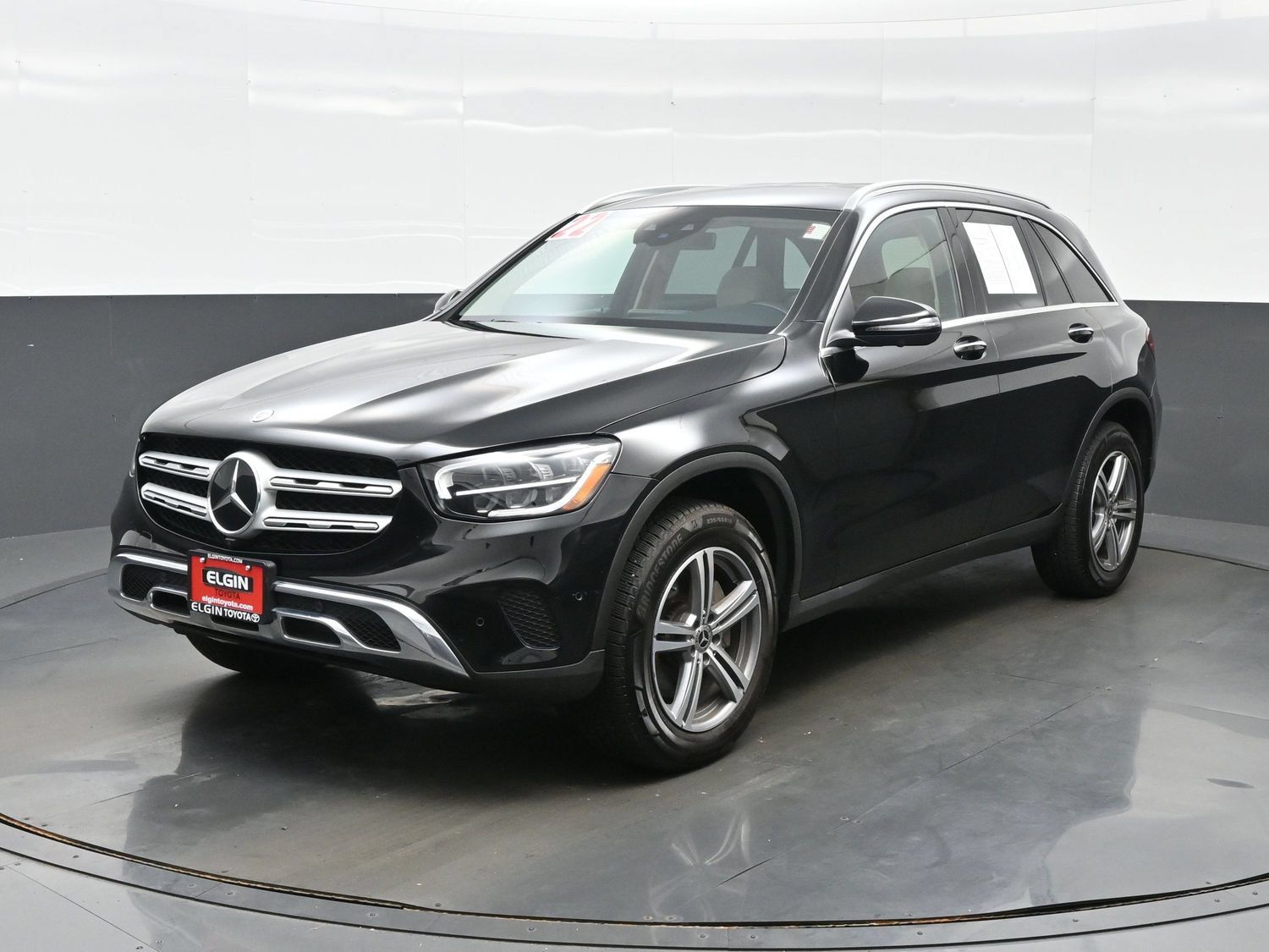 Used 2022 Mercedes-Benz GLC 300 4MATIC image 2