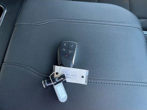 Used 2024 GMC Sierra 1500 Elevation AWD/4WD image 32