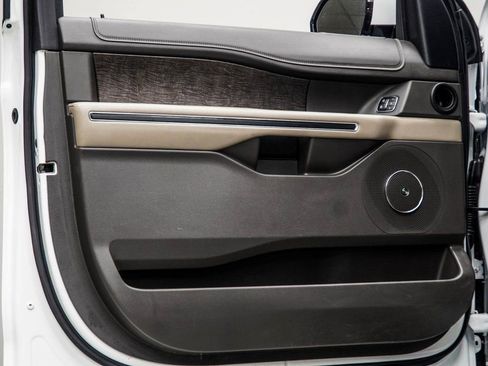 Used 2021 Ford Expedition Max Limited image 31