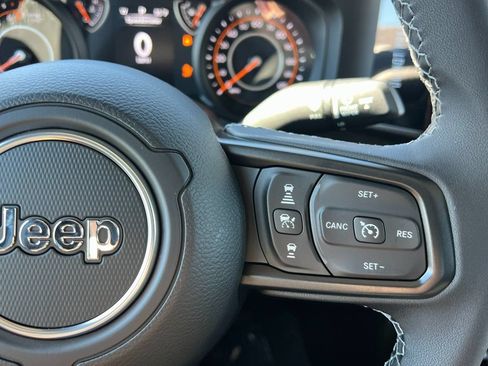 New 2026 Jeep Gladiator Sport AWD/4WD image 22