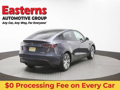 Used 2021 Tesla Model Y Long Range AWD/4WD image 31