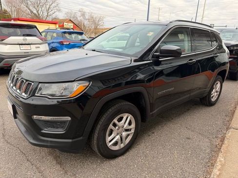 Used 2019 Jeep Compass Sport w/ Cold Weather Group AWD/4WD image 3
