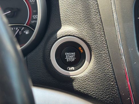 Used 2020 Dodge Journey SE w/ SE Popular Equipment Group FWD image 19
