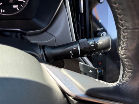 Used 2022 Subaru Outback Limited XT image 23