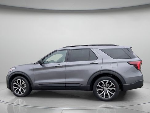 New 2026 Ford Explorer ST-Line w/ Premium Package RWD image 17