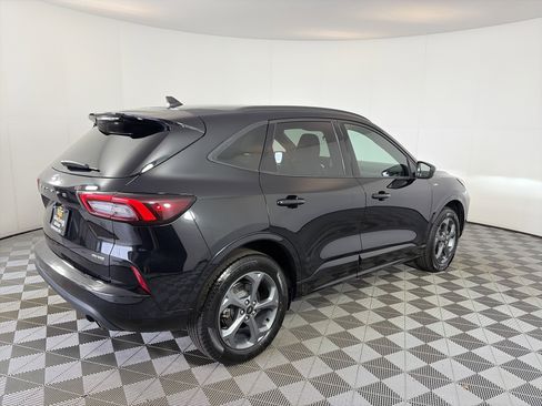 Used 2024 Ford Escape ST-Line image 10