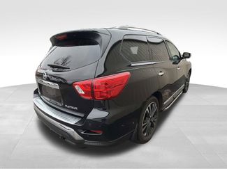 Used 2017 Nissan Pathfinder Platinum video 2
