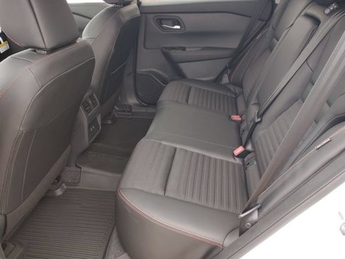 New 2026 Nissan Rogue SV AWD/4WD image 11