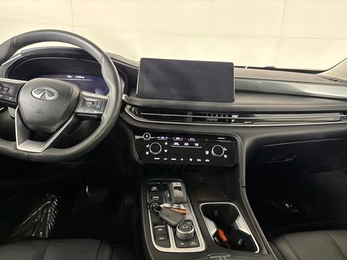 Used 2023 Genesis G70 2.0T w/ Sport Prestige Package AWD/4WD image 28