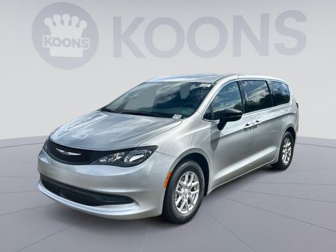 New 2026 Chrysler Voyager LX image 1