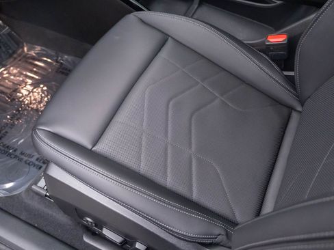 Certified 2025 BMW X1 xDrive28i AWD/4WD image 15