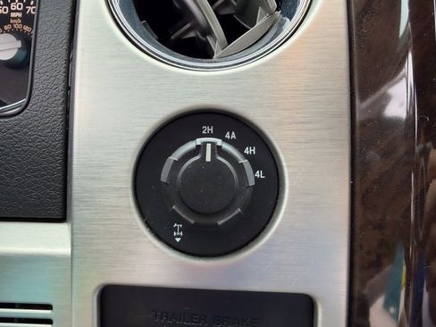 Used 2013 Ford F150 Platinum image 13