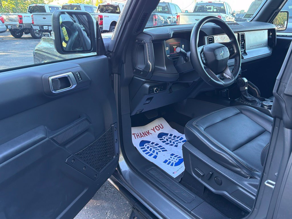 Used 2025 Ford Bronco Badlands AWD/4WD image 11