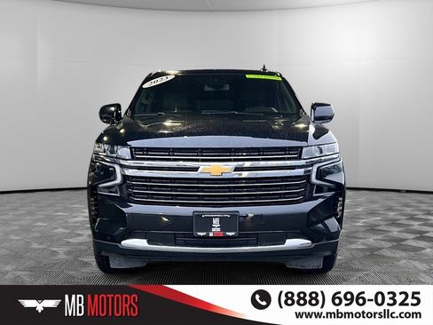 Used 2023 Chevrolet Suburban LT image 11