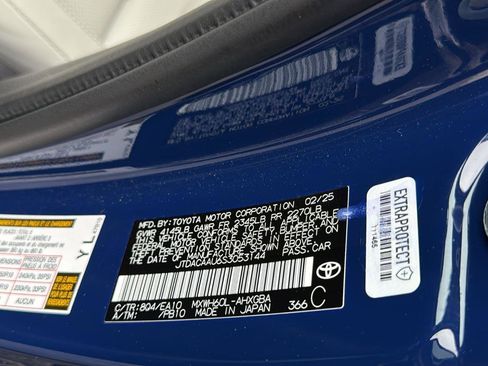 Used 2025 Toyota Prius XLE image 23