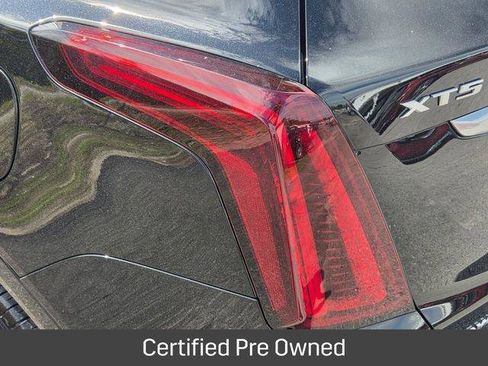 Certified 2024 Cadillac XT5 Luxury AWD/4WD image 11