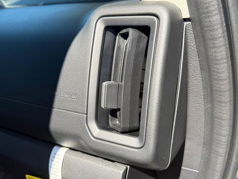 New 2026 Nissan Frontier S image 18