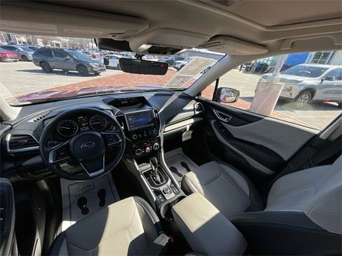 Used 2023 Subaru Forester Limited image 20