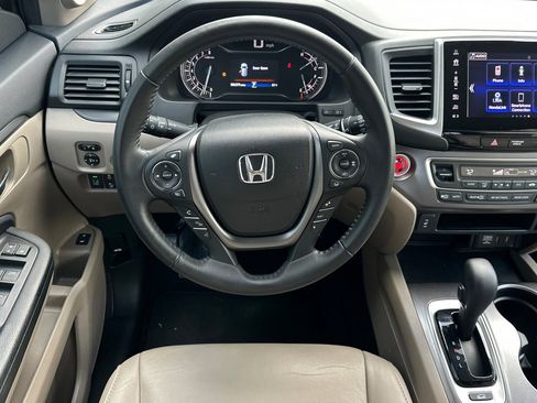 Used 2018 Honda Pilot EX-L image 18