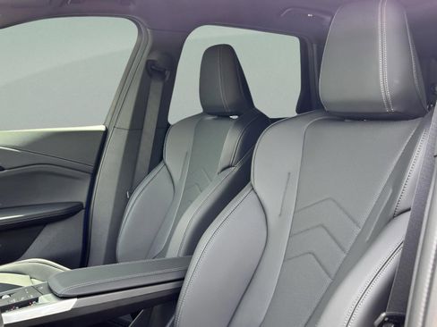 Used 2025 BMW X1 xDrive28i w/ Technology Package image 24