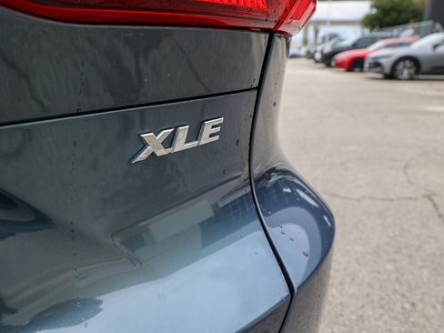 Certified 2024 Toyota Venza XLE AWD/4WD image 25