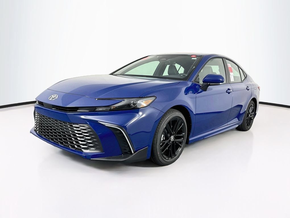 Used 2026 Toyota Camry SE FWD image 3